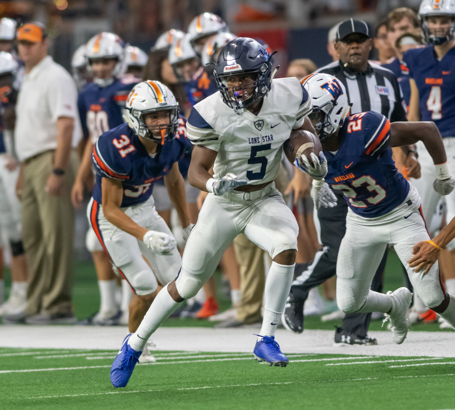 Lone Star vs Wakeland